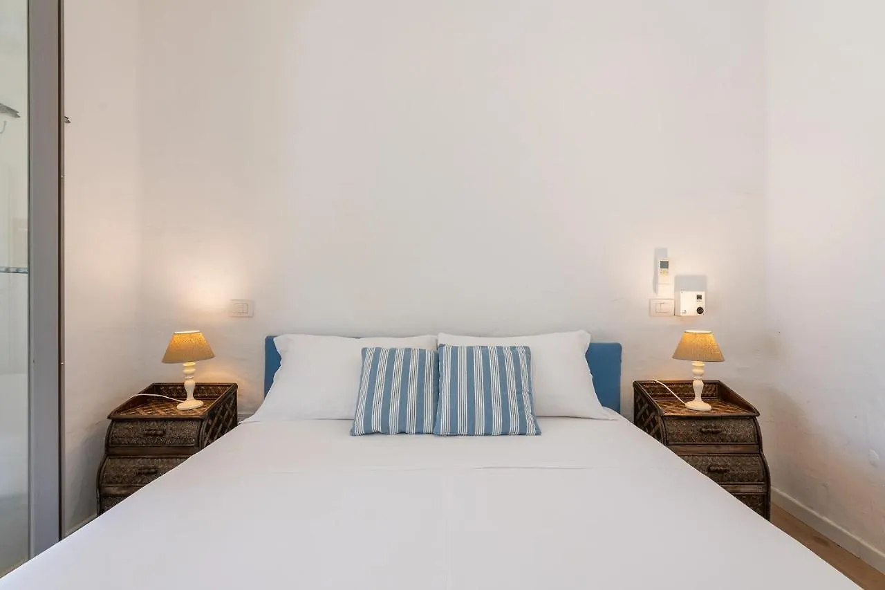 Domus Maris Villa Charmant Porto Giunco Notteri Villasimius 0*,